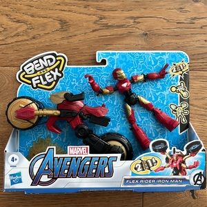 Marvel Avengers 2 in 1 Flex Rider Iron Man